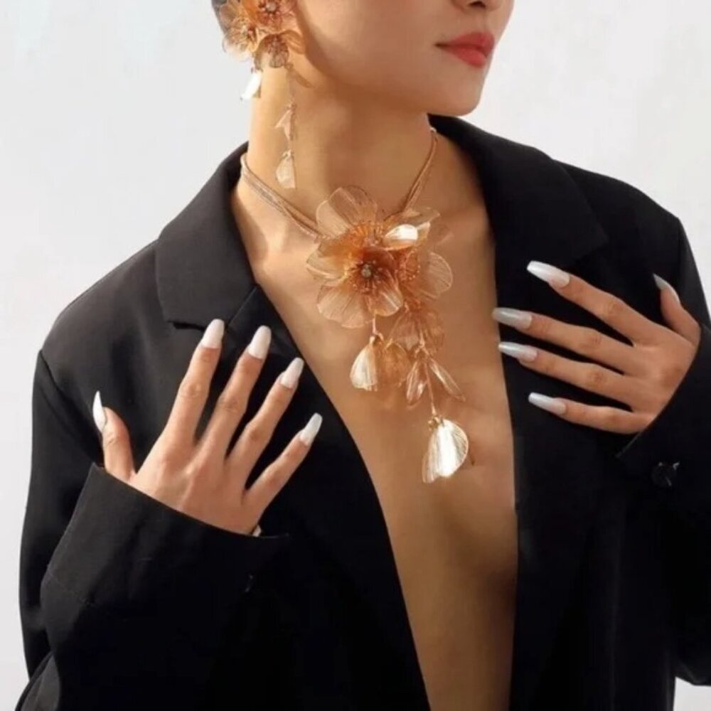 Cascading Floral Necklace with gift box